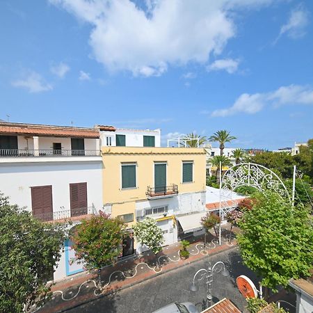 Villa Diana - Beach & Rooms 伊斯基亚 外观 照片