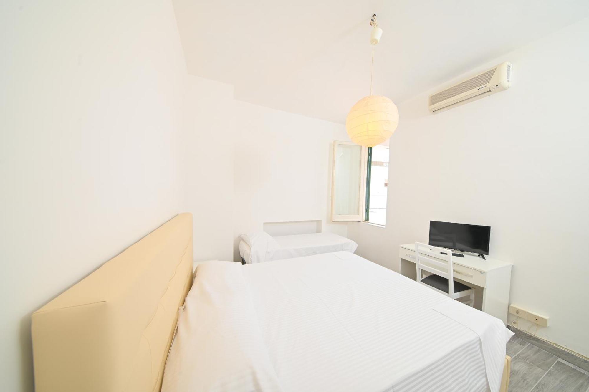 Villa Diana - Beach & Rooms 伊斯基亚 外观 照片